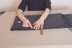 老围巾不要丢！对三折缝20公分，成品漂亮冬季很实用视频封面