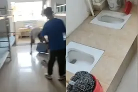 新生开学宿舍厕所无门学生正对蹲坑睡觉 学校：大便去公共卫生间视频封面