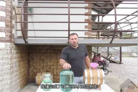 俄罗斯大叔从可口可乐中提炼伏特加（续集）视频封面