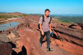 贵州村民挖出5亿年前的红石林，一个不像地球的地方，太壮观了视频封面