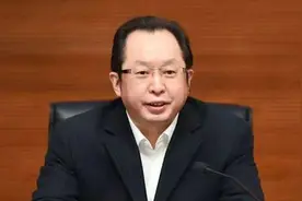 二度跨省履新，王一新任黑龙江副省长！视频封面