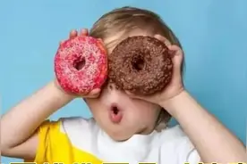 给孩子吃零食不仅需要，还非常重要！关键是父母要懂如何挑选视频封面