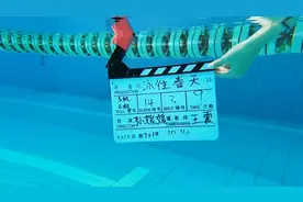 华为Mate30系列如何拓宽电影创作边界？来看导演孙媛媛独家揭秘！视频封面