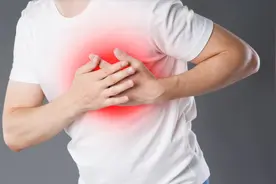 ICU医生告诉你，心肺复苏按压的位置，记好了