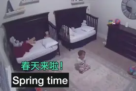 “细菌快走开，春天来啦！”美国3岁双胞胎的隔离对话萌化网友视频封面