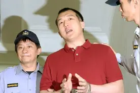 陆生获无罪但仍被限制离开台湾，要等到两岸统一才能回到大陆？视频封面