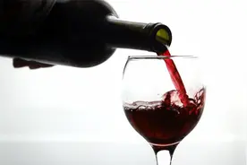 饮酒一定会引起糖尿病吗？英国的研究值得借鉴！视频封面