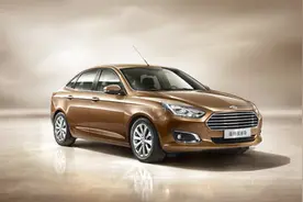 福特福睿斯这款车油耗到底高不高，车主告诉你！视频封面