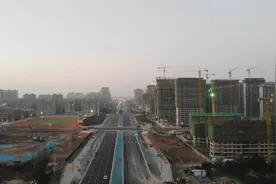 四大街通车，投资约1亿，建设开封综合客运枢纽北站项目视频封面