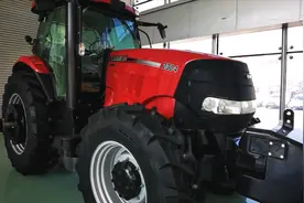 近距离了解凯斯2304拖拉机