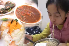 小韵临近期末考试，妈妈下厨准备“考试餐”，助攻小韵考试顺利！