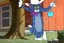 猫和老鼠：汤姆吃了枪子儿了，肚子都打成花洒了，喝水还漏水视频封面
