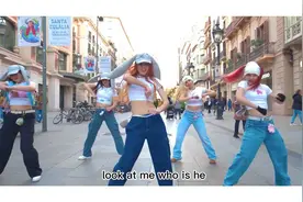 外国5位小姐姐街头热舞，路人纷纷围观！视频封面