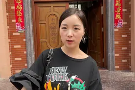 小七带父母出差上海，看到车窗外的桥，老妈说她们也是修筑的一员视频封面