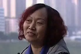 传奇故事：妻子怀孕7个月，丈夫给她穿上衣服，发现她早已死亡视频封面