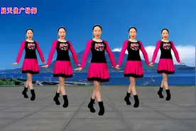 军旅红歌广场舞《兵哥哥》正背面，歌曲温情暖心，送给最可爱的人