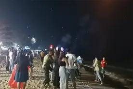 柬埔寨人的跨年夜，热闹非凡，从来没见过这么多人！视频封面