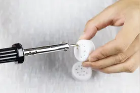 衣柜生虫子氧化衣柜，两个瓶盖就能驱虫，简单实用还有香味