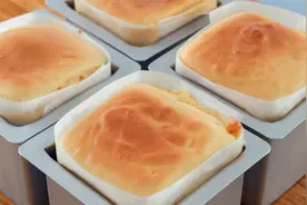 古早芝士小蛋糕做法，鸡蛋牛奶面粉三步，入口细腻香醇，柔软好吃