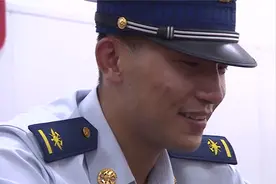 消防员出警偶遇女儿却有些“尴尬” 背后是对岗位不变的坚守视频封面