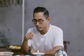 隐秘的美味：脆肉鲩，鱼肉吃起来竟可以这么脆，好像在吃鱿鱼视频封面