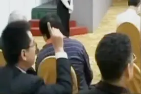 国宝《研山铭》拍卖不足十秒 创下世界拍卖纪录 研山奇石浑然天成视频封面