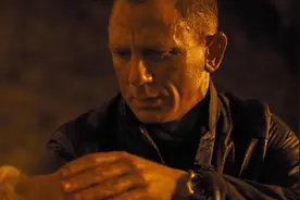 007：M夫人身受重伤，临死前看着邦德：你是我做的最对的一件事！视频封面