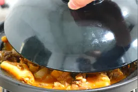 广式生啫鸡煲做法，配方和步骤全告诉你，厨房小白也能学会视频封面