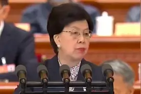 世卫组织原总干事陈冯富珍：新冠病毒是我见过的最“狡猾”的病毒视频封面