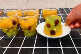 教你在家自制水果果冻，简单几步就搞定，Q弹无添加，家人都喜欢视频封面
