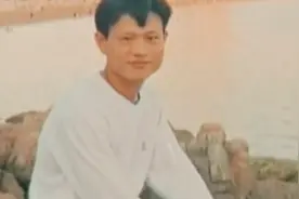 哥哥意外身亡，弟弟却要将哥哥的眼角膜捐献，家人怎么也不愿相信视频封面