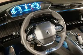 它可能比丰田本田还火！内饰设计堪称一绝，标致反击之作508L视频封面