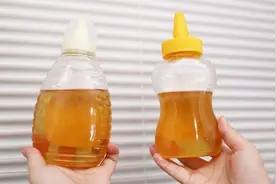 把蜂蜜放进冰箱里，就能轻松辨别蜂蜜真假，懂的人不多，涨知识了视频封面