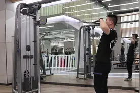 龙门架训练教学，专项锻炼肩部肌肉，建议收藏视频封面
