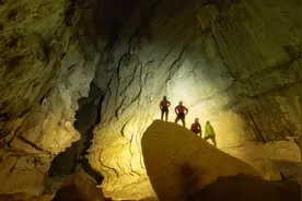 探索地下洞穴神秘世界，不是你想探就可以随便探的，要注意哪些？视频封面