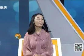 50岁妻子告白25岁丈夫，俩人站一起好像同龄人，看不出岁月的痕迹视频封面