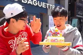 今天是小女孩的生日，哥哥把蛋糕给摔坏了，小女孩该哭鼻子了视频封面