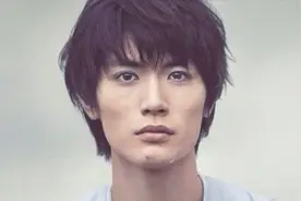 三浦春马自杀身亡，曾祝福高考学子，10年前写给自己的信看哭众人视频封面