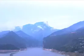十块人民币背面图案所在地。 长江三峡最美瞿塘峡视频封面