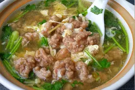 福建瘦肉羹地道的做法，瘦肉滑嫩Q弹有秘诀，出锅连吃3碗不过瘾视频封面