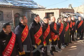 “宪法宣传教育基地”挂牌仪式在临泉镇后甘泉村举行视频封面