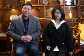 “团宠”钟芳蓉&考古学家许宏：考古专业比我想象得好，没那么苦视频封面