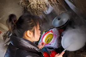 娟子教你最简单的蒸鸡蛋方法，米饭和鸡蛋同时蒸好，不误吃饭