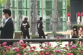 日本专家：中国经济增长料超预期，期待两国深化经济关系视频封面