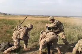 美军81mm口径迫击炮实弹射击，看着就过瘾视频封面