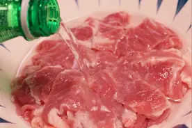 一罐雪碧倒入猪肉里，瞬间变美食，出锅全家都爱吃，太香了