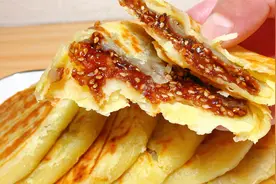 面食教程红糖芝麻香酥小饼，做法简单不用发面，香甜酥软凉了不硬视频封面