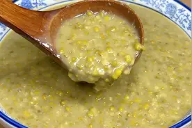 绿豆直接下锅熬那就错了，教你饭店不外传绿豆粥秘方，起沙又浓稠视频封面