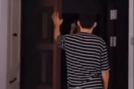 男子改wifi密码遭蹭网邻居质问：我孩子考不上清华你负得了责吗？视频封面