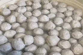 肉丸子这样做才好吃，教你饭店不外传的配方，鲜嫩爽滑有嚼劲，香视频封面